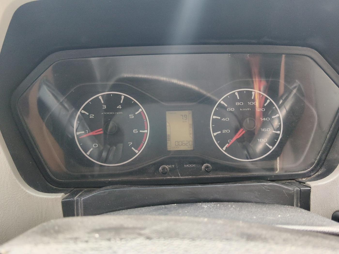 2016 Mahindra Scorpio S4 PLUS, Diesel, Manual, 90,990 km, interior