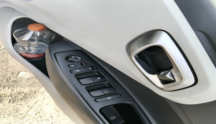 2020 Hyundai GRAND I10 NIOS SPORTZ 1.2 KAPPA VTVT, Petrol, Manual, 57,571 km, interior