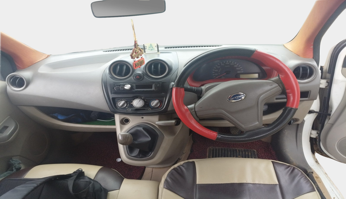 2015 Datsun Go T, Petrol, Manual, 1,22,770 km, interior