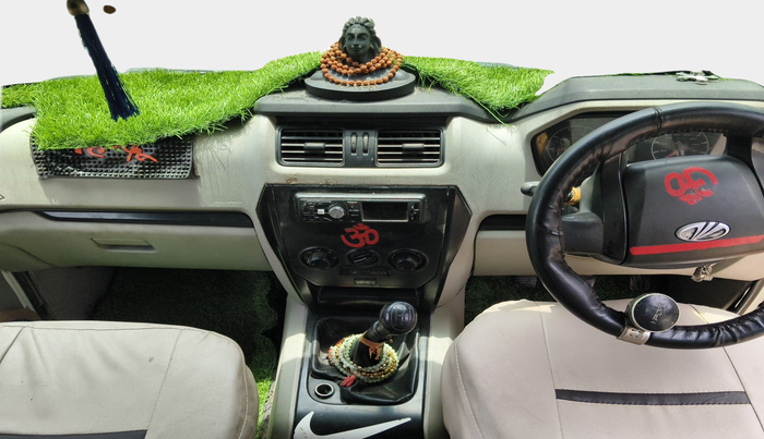 2015 Mahindra Scorpio S2, Diesel, Manual, 1,23,177 km, interior