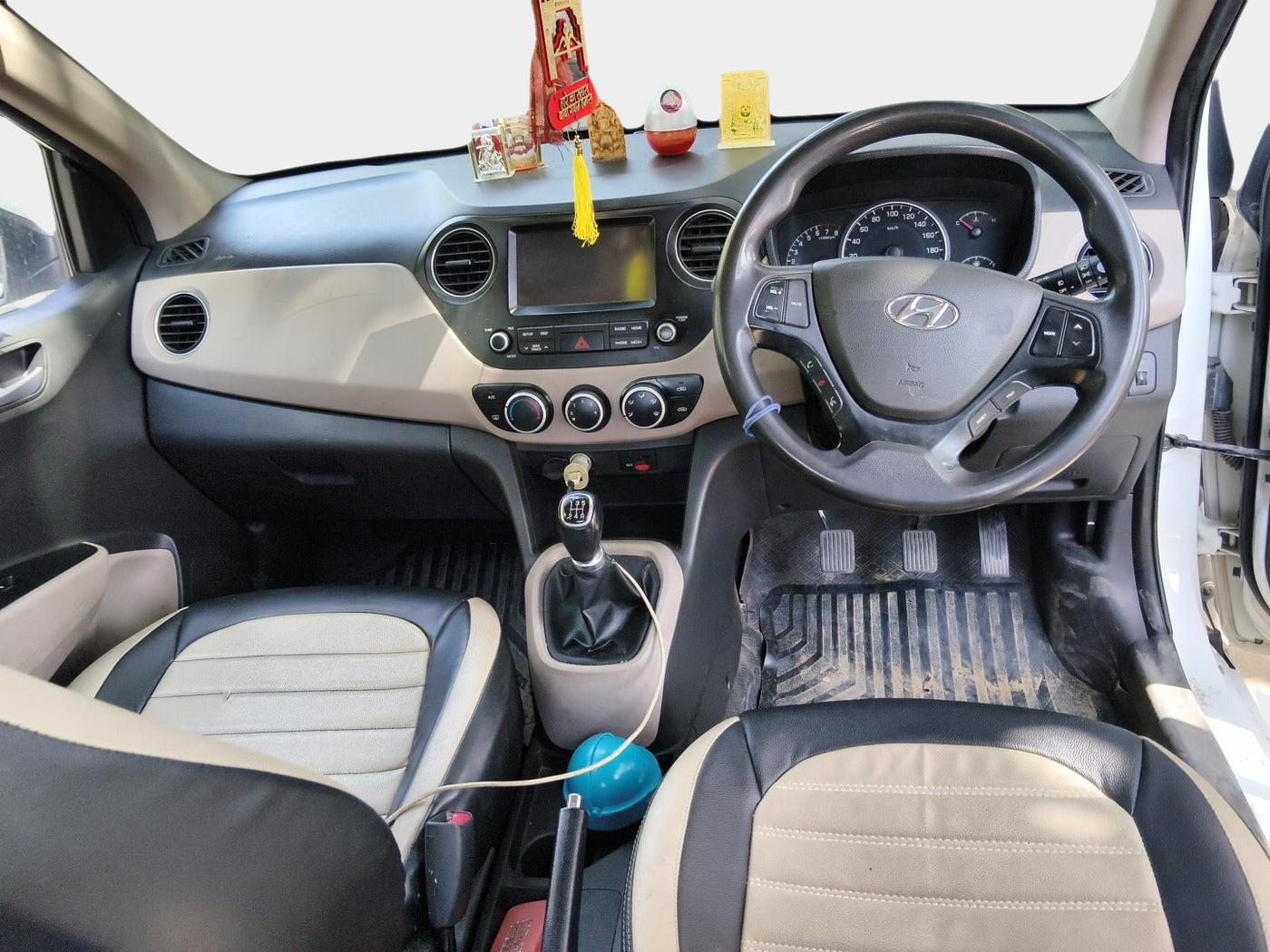 2019 Hyundai Grand i10 SPORTZ 1.2 KAPPA VTVT, Petrol, Manual, 87,157 km, interior