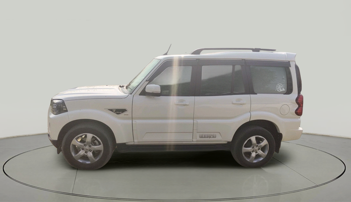 2022 Mahindra Scorpio S9, Diesel, Manual, 35,033 km, exterior