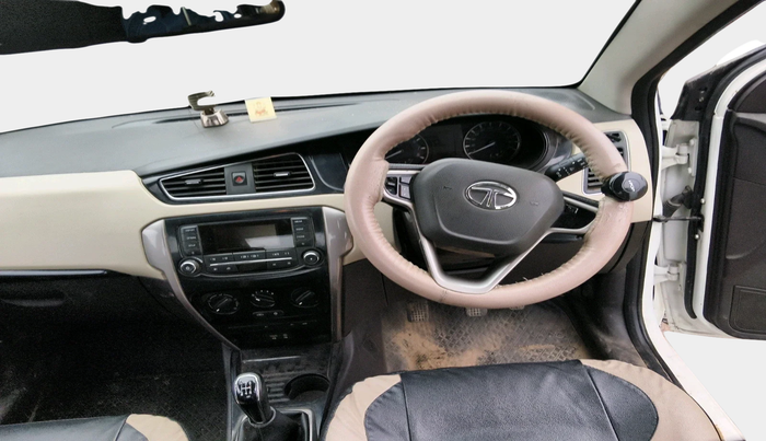 2017 Tata Zest XM PETROL, Petrol, Manual, 44,473 km, interior