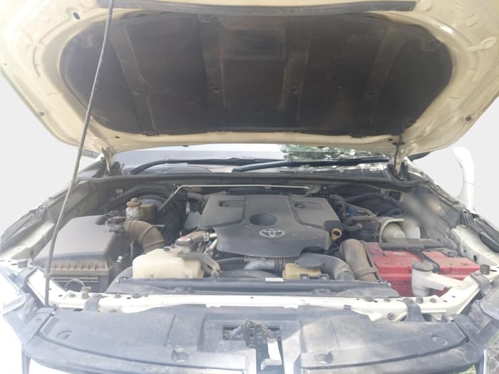 2020 Toyota Fortuner 2.8 4X2 AT, Diesel, Automatic, 98,066 km, exterior