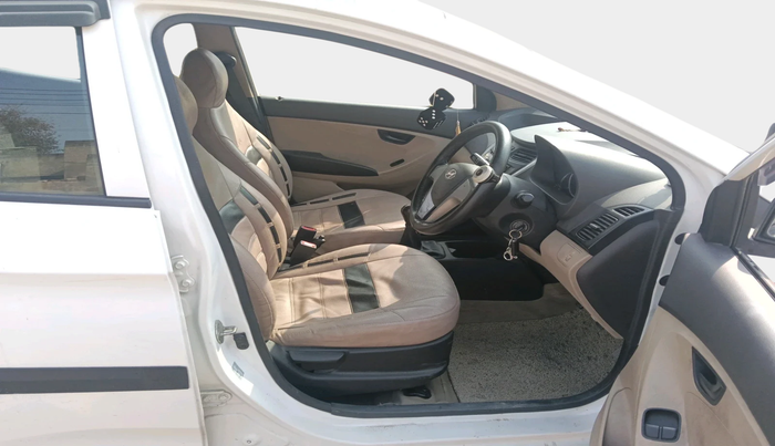 2017 Hyundai Eon ERA PLUS (O), Petrol, Manual, 46,116 km, interior