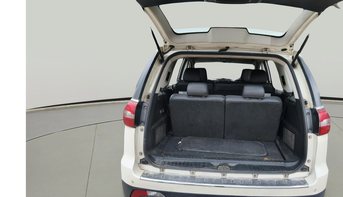 2017 Tata Hexa XT 4X2 6 STR, Diesel, Manual, 75,971 km, exterior