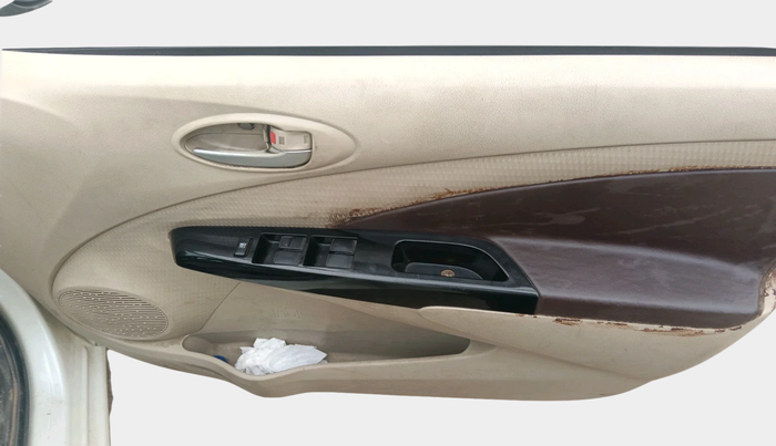 2015 Toyota Etios VX-D, Diesel, Manual, 88,661 km, interior