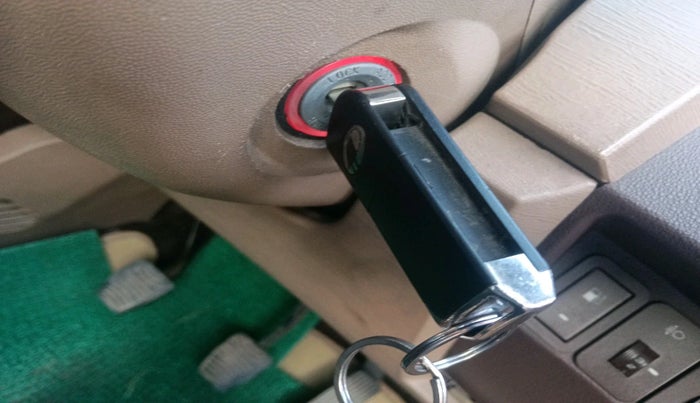 2012 Mahindra XUV500 W8, Diesel, Manual, 90,248 km, interior