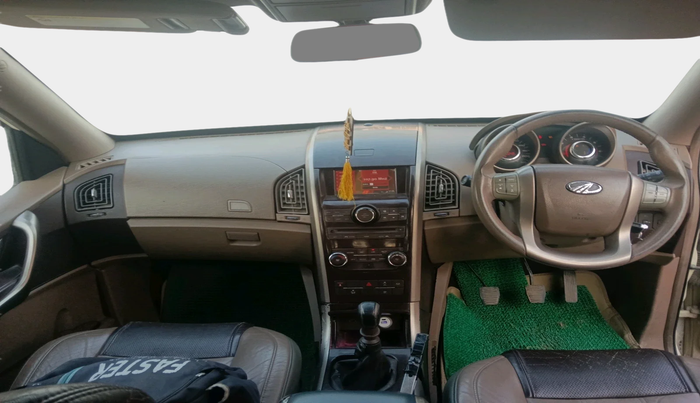 2012 Mahindra XUV500 W8, Diesel, Manual, 90,248 km, interior