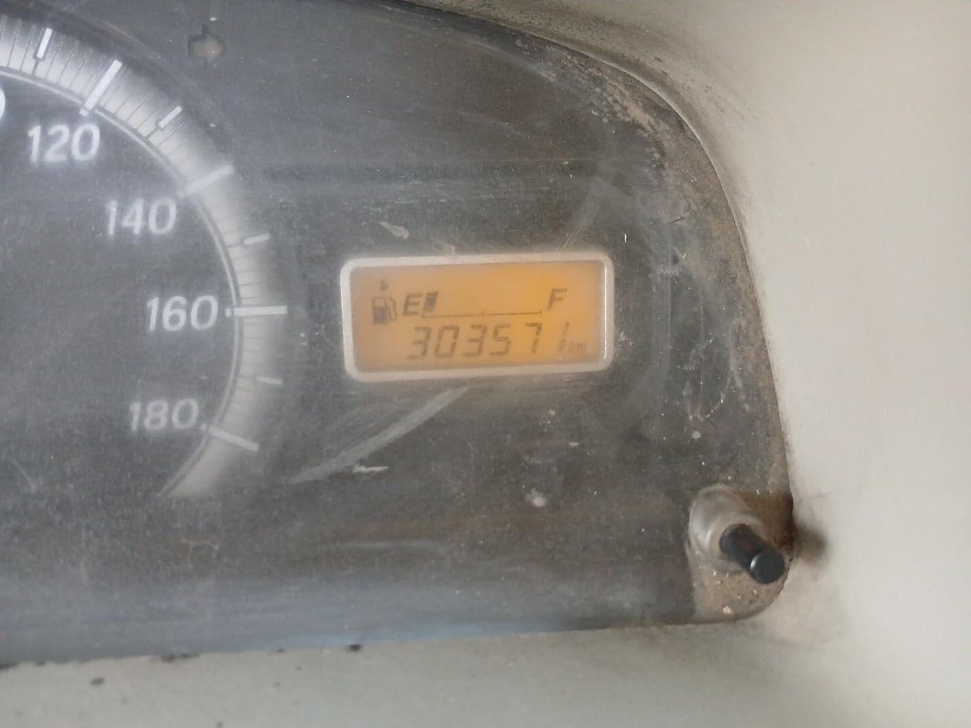 2015 Maruti Eeco 5 STR CNG WITH HTR, Petrol, Manual, 20,00,000 km, interior