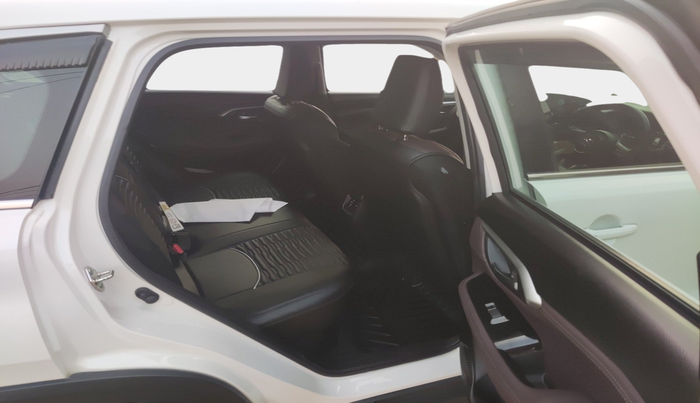 2023 Maruti Grand Vitara ZETA SMART HYBRID, Petrol, Manual, 29,482 km, interior