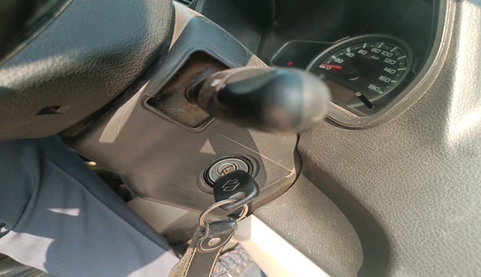 2020 Maruti Alto LXI, CNG, Manual, 70,036 km, interior