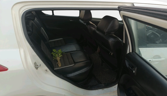 2012 Maruti Swift VXI, Petrol, Manual, 1,14,664 km, interior