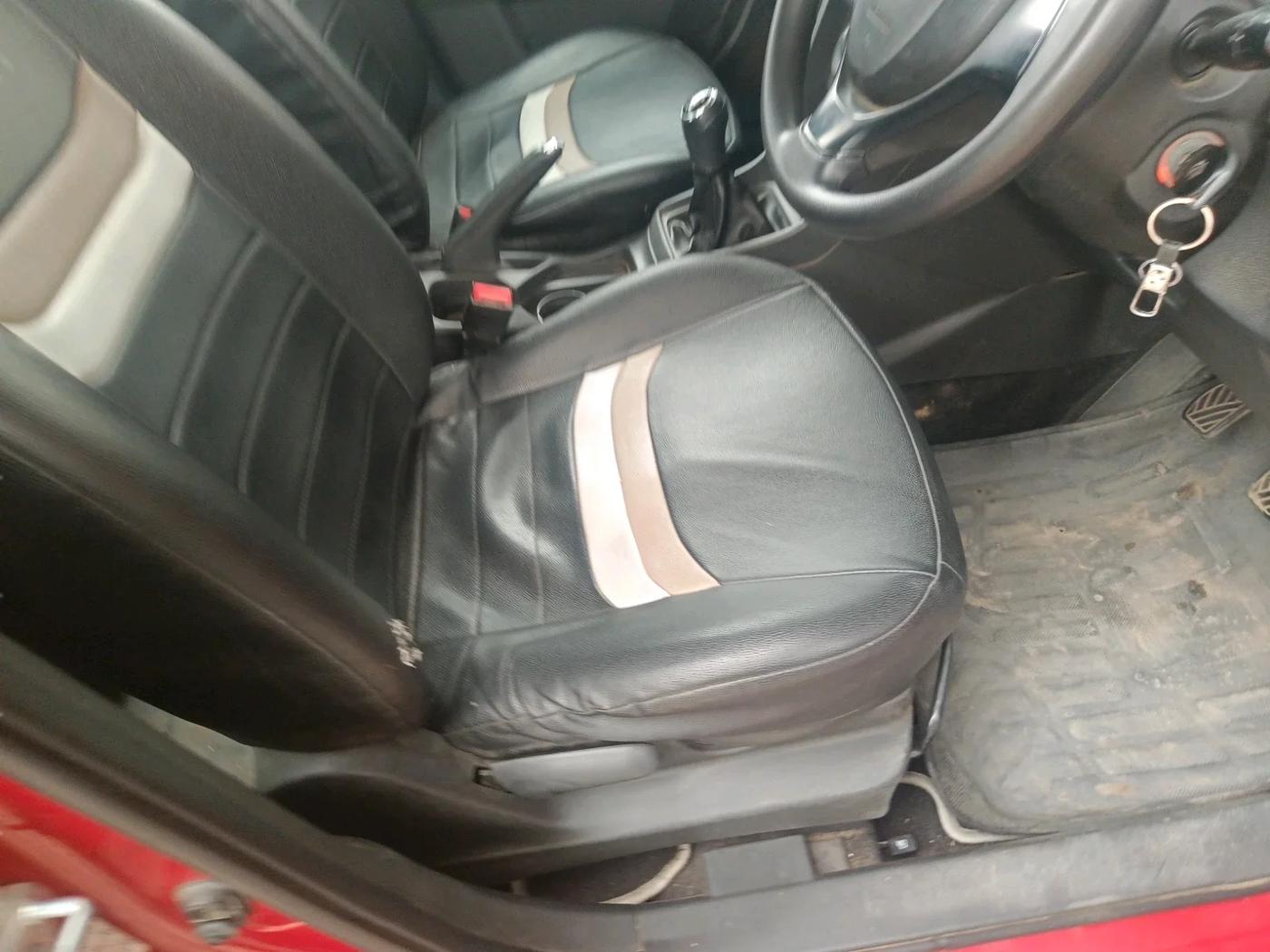 2016 Maruti Vitara Brezza VDI (O), Diesel, Manual, 70,077 km, interior
