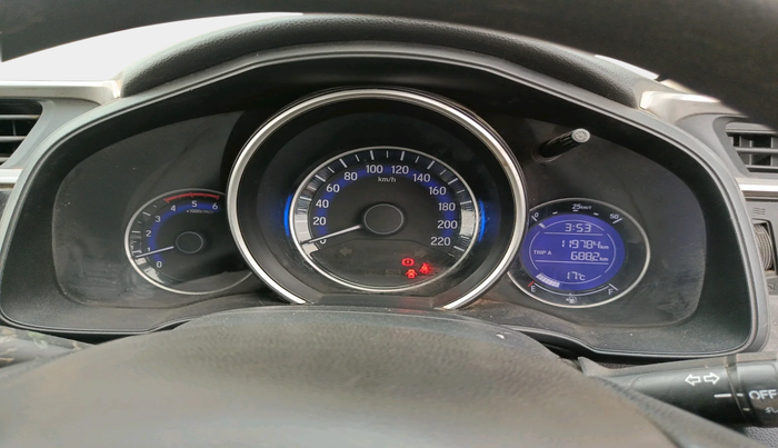 2017 Honda WR-V 1.5L I-DTEC VX MT, Diesel, Manual, 1,19,784 km, interior