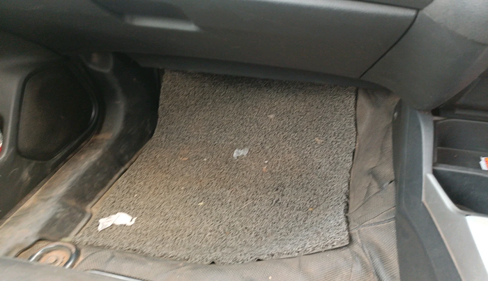 2017 Honda WR-V 1.5L I-DTEC VX MT, Diesel, Manual, 1,19,784 km, interior