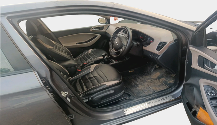 2019 Hyundai Elite i20 ASTA 1.2 (O), Petrol, Manual, 43,717 km, interior