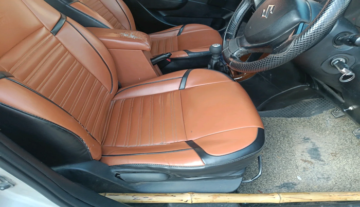 2011 Maruti Swift LXI, Petrol, Manual, 1,66,948 km, interior