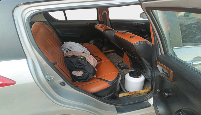 2011 Maruti Swift LXI, Petrol, Manual, 1,66,948 km, interior
