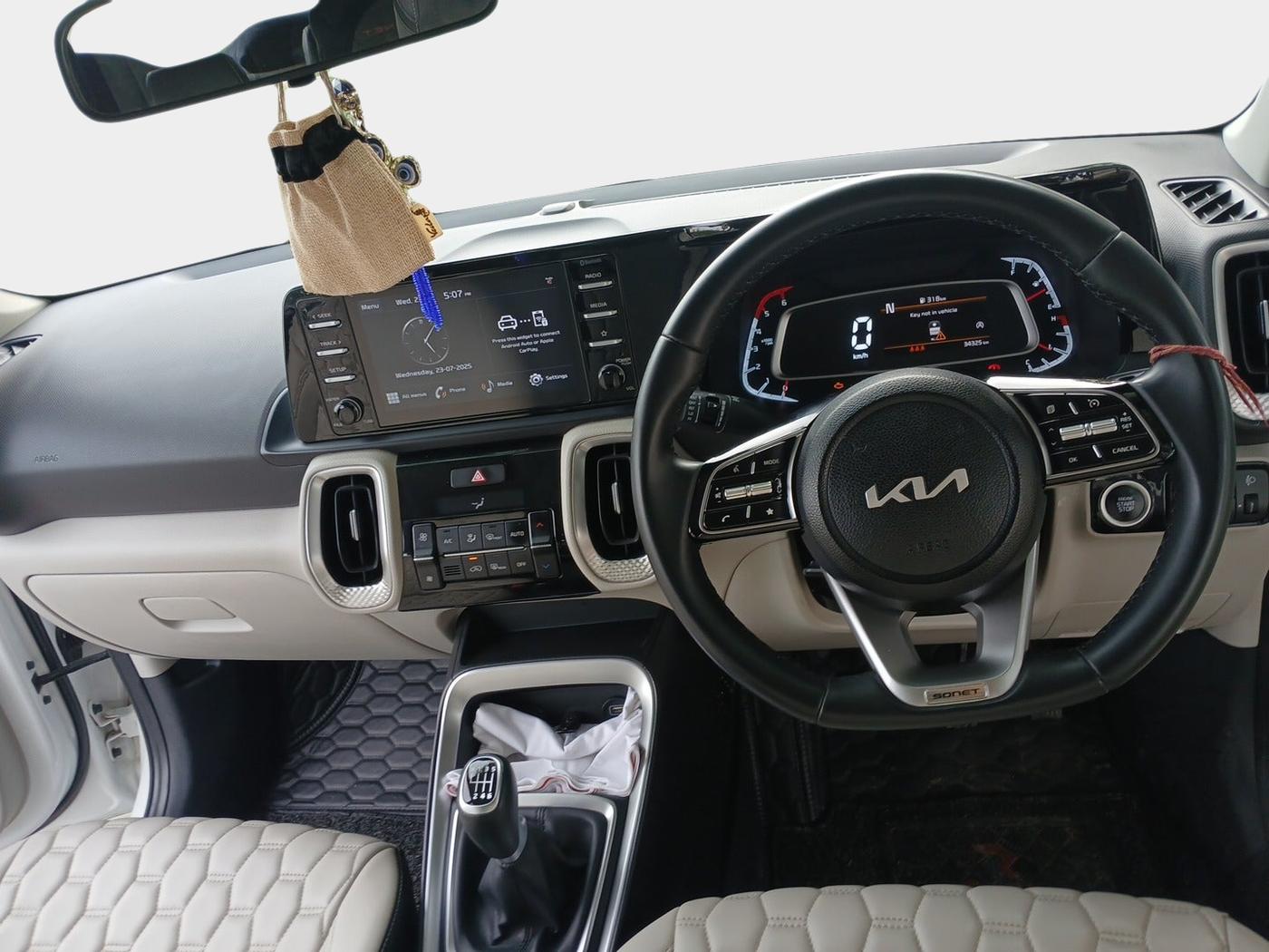 2023 KIA SONET HTX 1.5 DIESEL IMT, Diesel, Manual, 34,326 km, interior