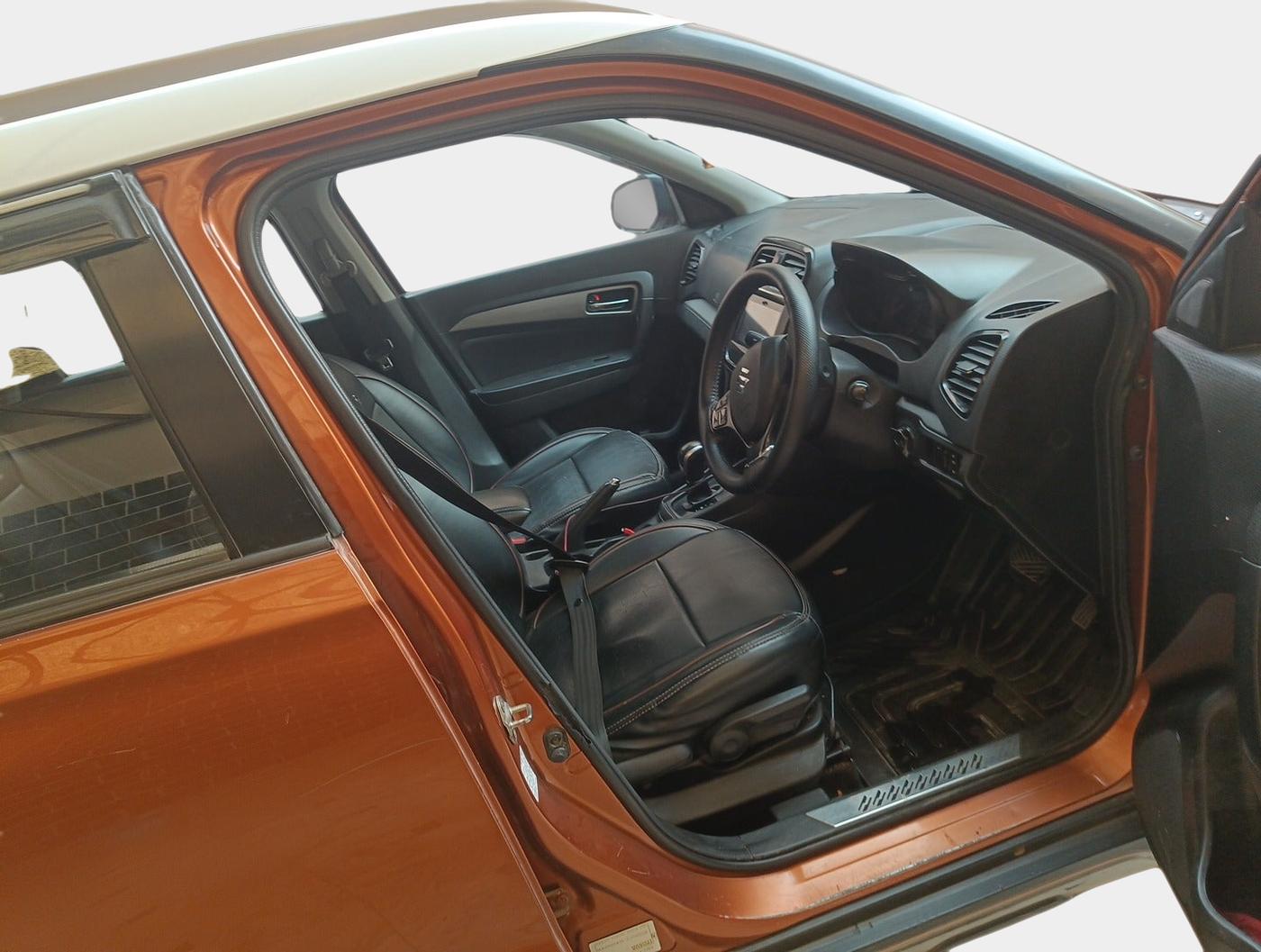 2018 Maruti Vitara Brezza ZDI PLUS AT DUAL TONE, Diesel, Automatic, 1,30,500 km, interior