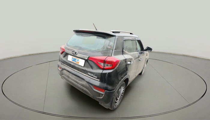 2022 Mahindra XUV300 W4 1.2 PETROL, Petrol, Manual, 78,103 km, exterior