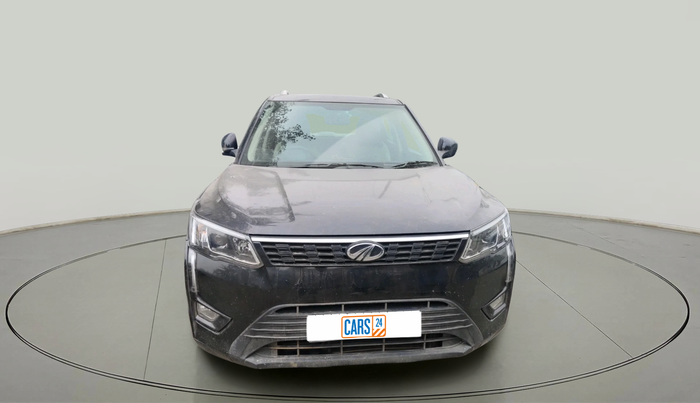 2022 Mahindra XUV300 W4 1.2 PETROL, Petrol, Manual, 78,103 km, exterior