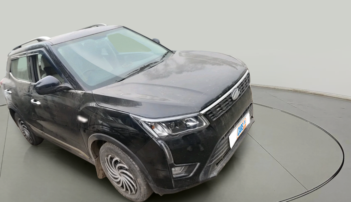 2022 Mahindra XUV300 W4 1.2 PETROL, Petrol, Manual, 78,103 km, exterior