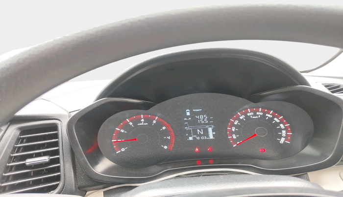 2022 Mahindra XUV300 W4 1.2 PETROL, Petrol, Manual, 78,103 km, interior