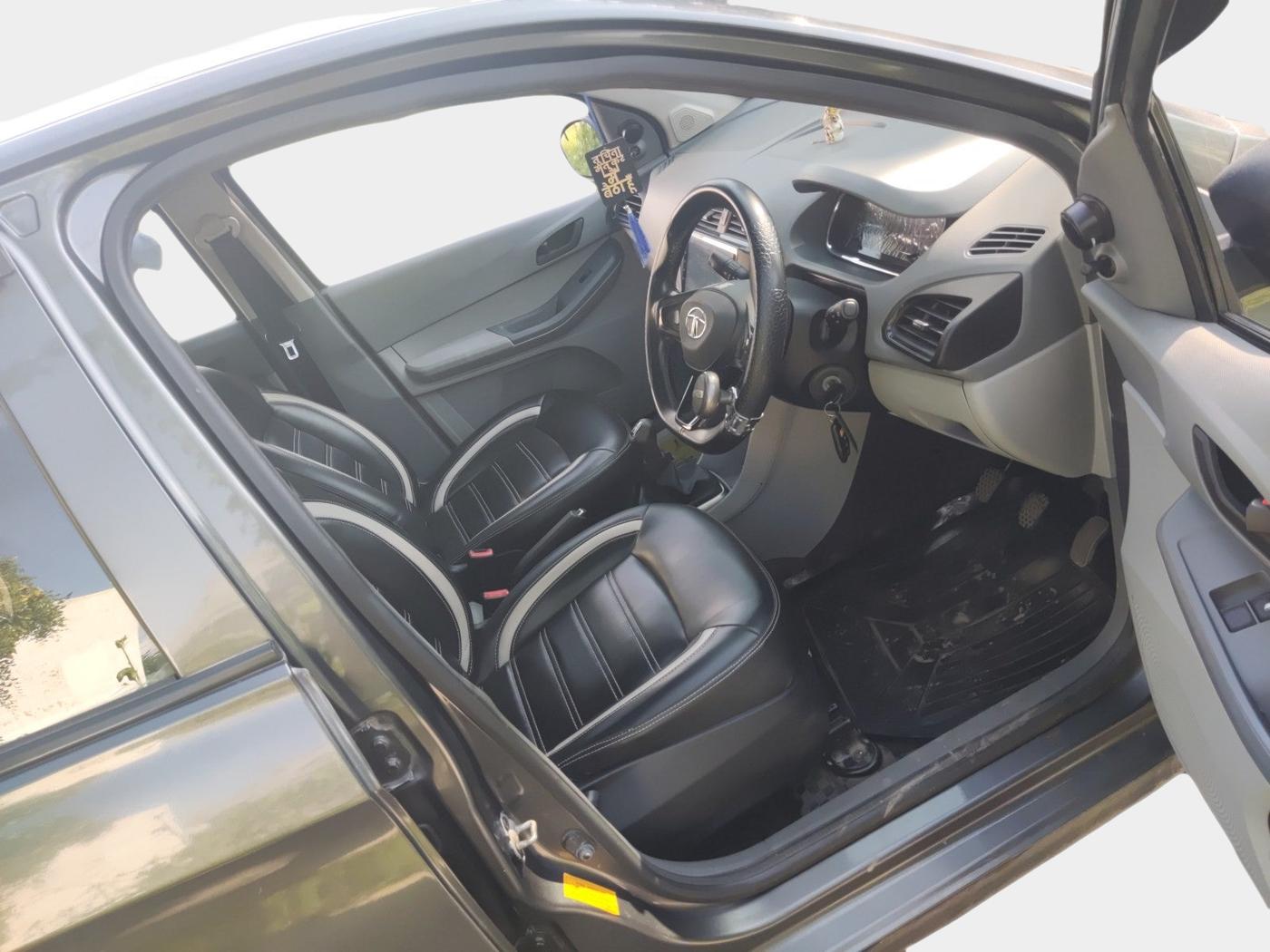 2022 Tata TIGOR XE PETROL, Petrol, Manual, 26,086 km, interior