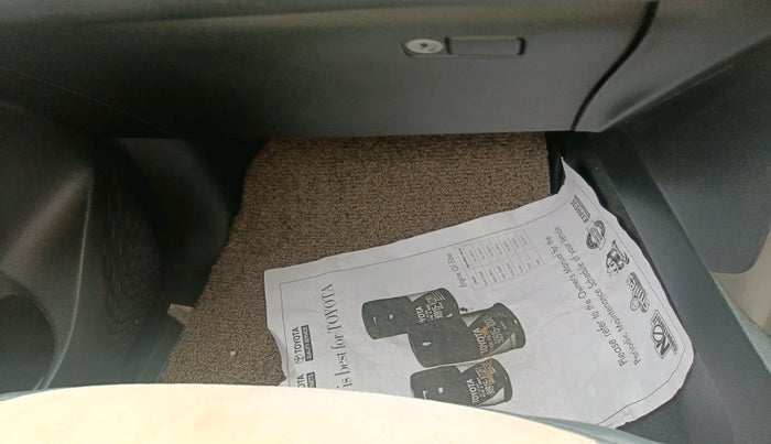 2018 Toyota Innova Crysta 2.4 VX 8 STR, Diesel, Manual, 1,22,580 km, interior