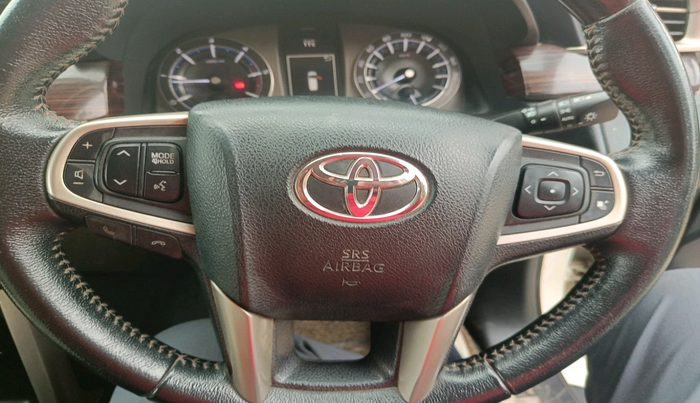 2018 Toyota Innova Crysta 2.4 VX 8 STR, Diesel, Manual, 1,22,580 km, interior