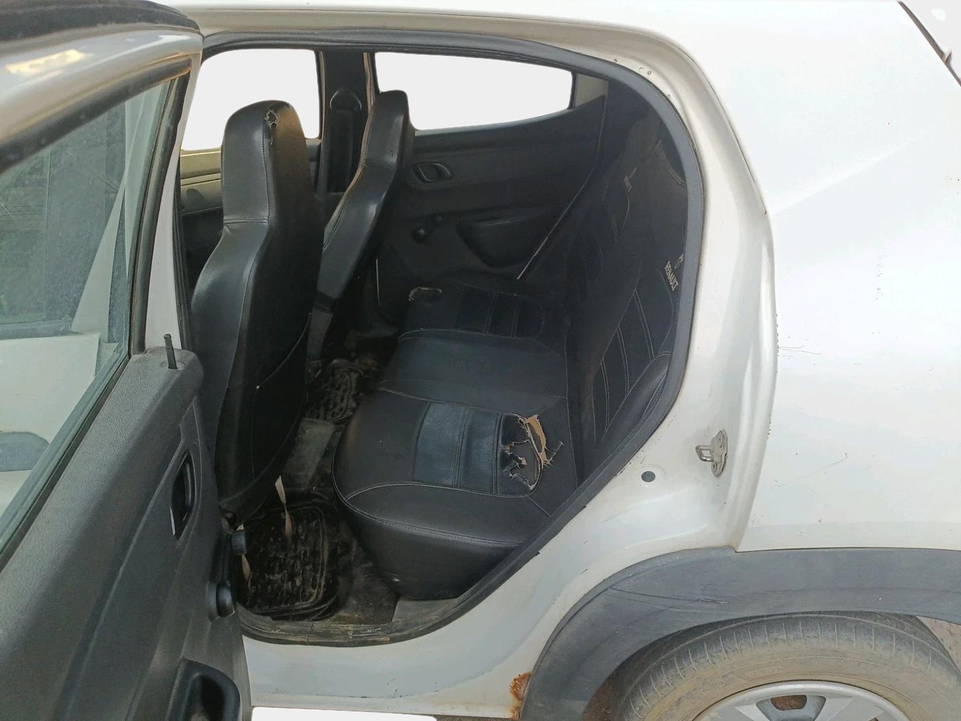 2016 Renault Kwid RXL, Petrol, Manual, 69,406 km, interior