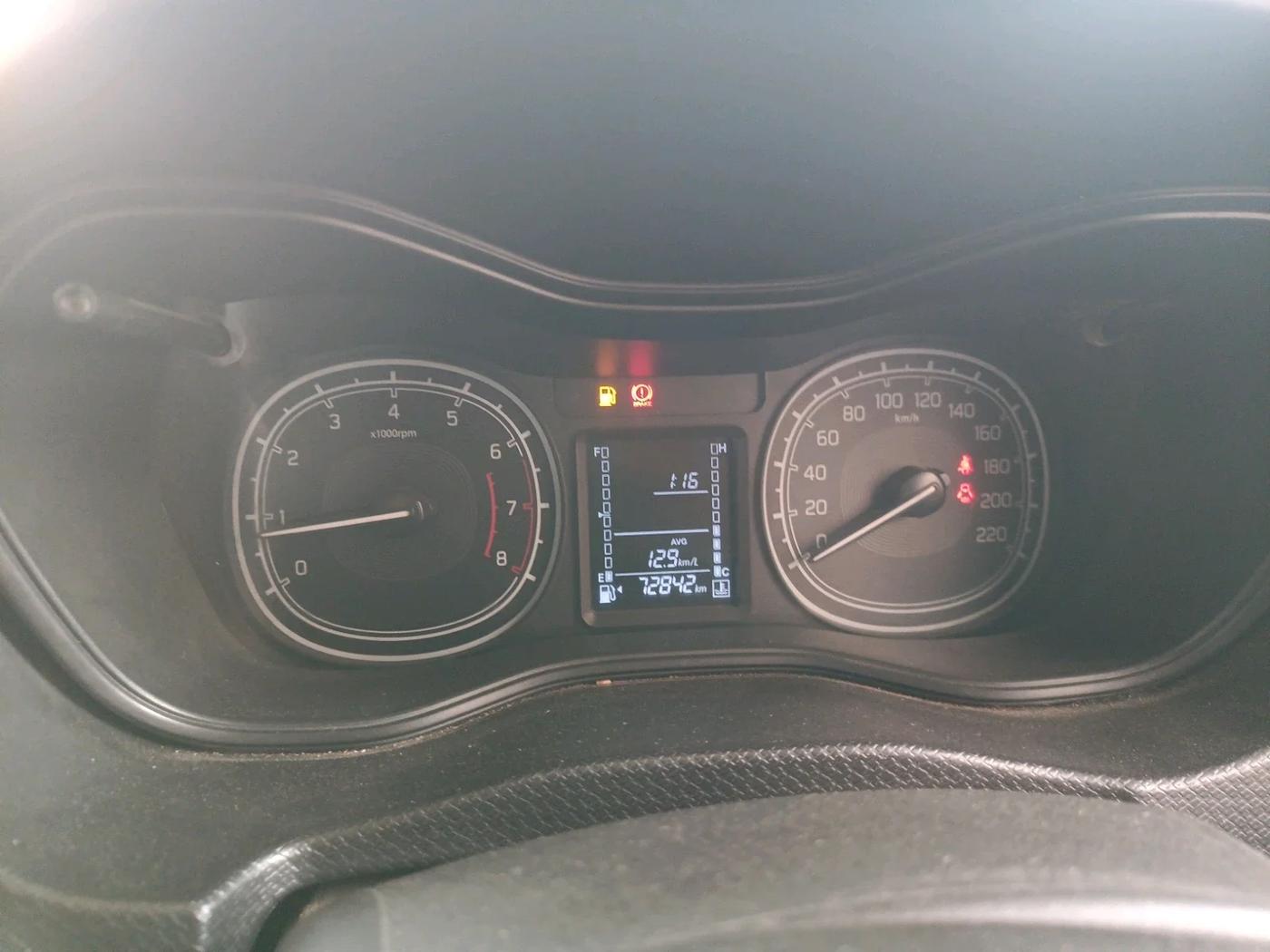 2020 Maruti Vitara Brezza LXI, CNG, Manual, 72,842 km, interior