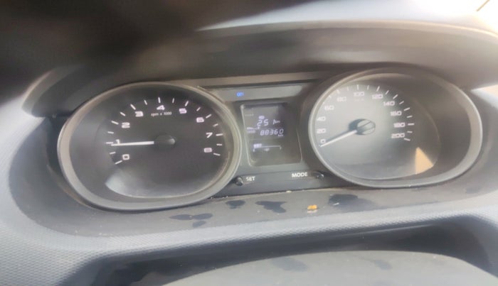 2018 Tata Tiago XM DIESEL, Diesel, Manual, 88,360 km, interior
