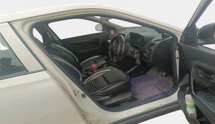 2018 Maruti Vitara Brezza LDI, Diesel, Manual, 1,08,148 km, interior