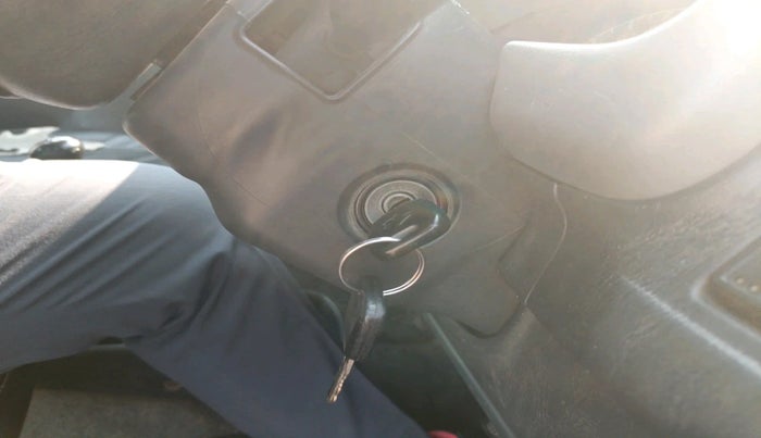 2011 Maruti Alto LXI, CNG, Manual, 2,73,719 km, interior