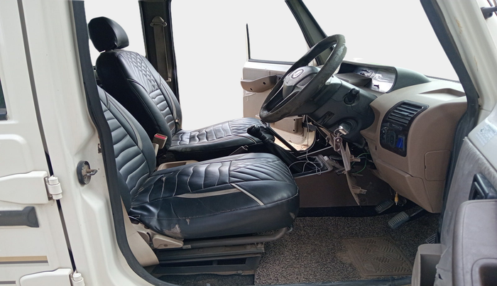 2021 Mahindra Bolero B6, Diesel, Manual, 79,621 km, interior