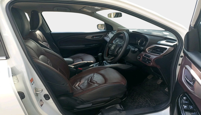 2024 Toyota Urban Cruiser Taisor G 1.0 Petrol MT, Petrol, Manual, 10,465 km, interior