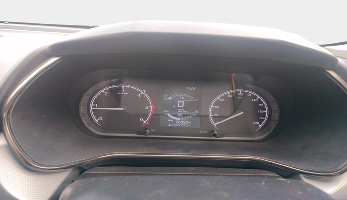 2022 Tata Harrier XTA 2.0L KRYOTEC PLUS, Diesel, Automatic, 26,959 km, interior