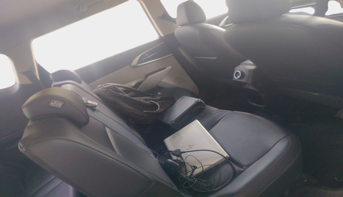 2025 KIA CARENS Premium (O) 1.5 Petrol 7 STR, Petrol, Manual, 8,786 km, interior
