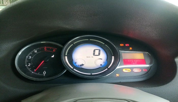 2014 Renault Fluence 1.5 E4, Diesel, Manual, 1,00,004 km, interior