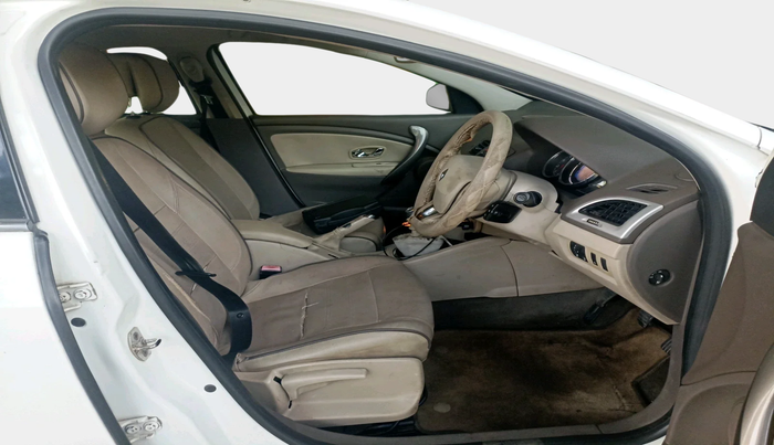 2014 Renault Fluence 1.5 E4, Diesel, Manual, 1,00,004 km, interior