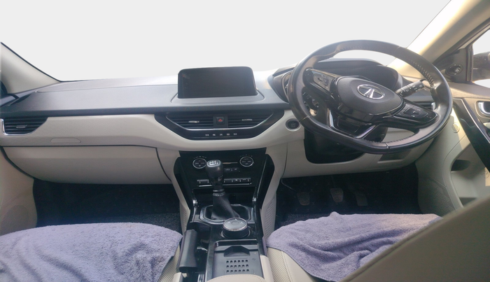 2022 Tata NEXON XZ PLUS (L), Petrol, Manual, 31,605 km, interior