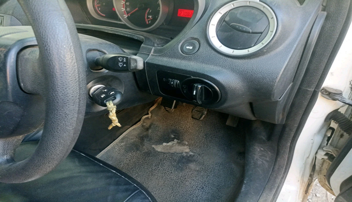 2015 Ford Figo EXI 1.4 DIESEL, Diesel, Manual, 2,30,820 km, interior