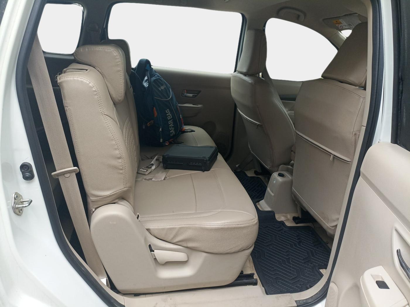 2024 Maruti Ertiga   VXI (O) CNG, Petrol, Manual, 7,921 km, interior