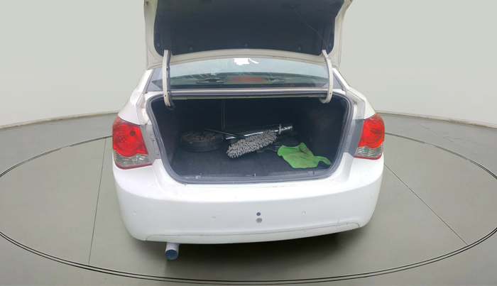 2010 Chevrolet Cruze LTZ AT, Diesel, Automatic, 1,25,427 km, exterior