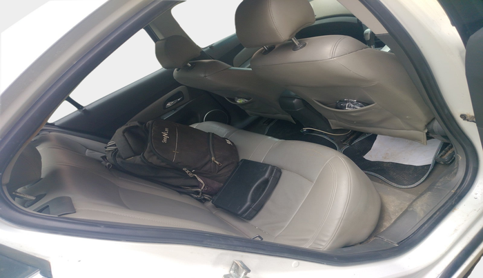 2010 Chevrolet Cruze LTZ AT, Diesel, Automatic, 1,25,427 km, interior