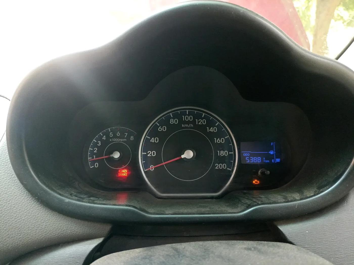 2014 Hyundai i10 SPORTZ 1.1, Petrol, Manual, 1,04,751 km, interior