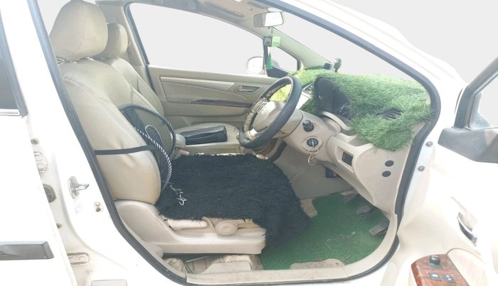 2013 Maruti Ertiga ZDI, Diesel, Manual, 1,92,204 km, interior